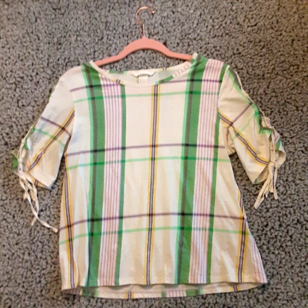 Plaid Short Top With Lace Up Sleeve Detail